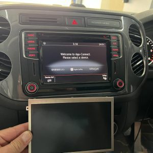 discover media screen repair