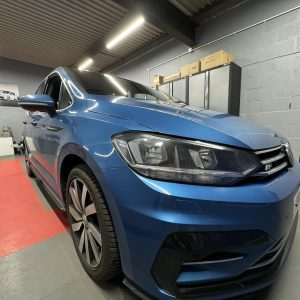 touran reverse camera upgrade