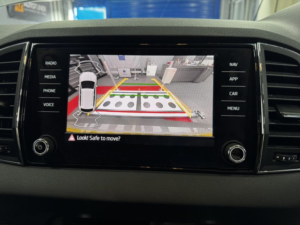 Karoq Reverse Camera Retrofit - VW Retrofit