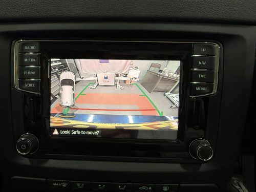 skoda yeti reverse camera retrofit