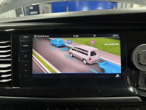 VW T6.1 infotainment screen displaying the vehicle status menu