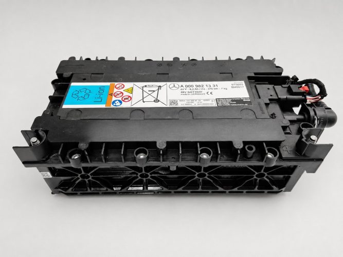 Mercedes 48V battery unlock and balancing service