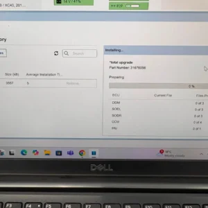 Volvo software update being installed with VIDA