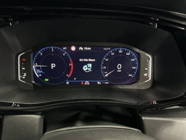 VW Transporter T6.1 digital instrument cluster
