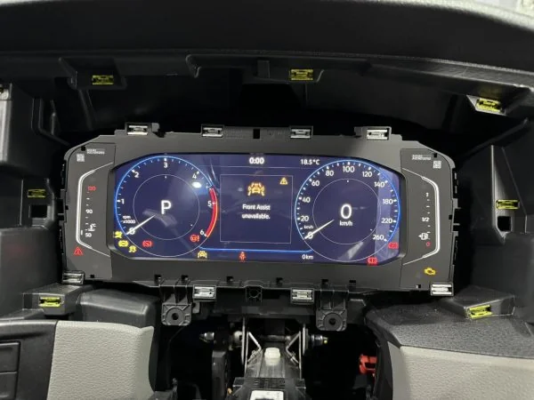 VW Transporter T6.1 digital instrument cluster
